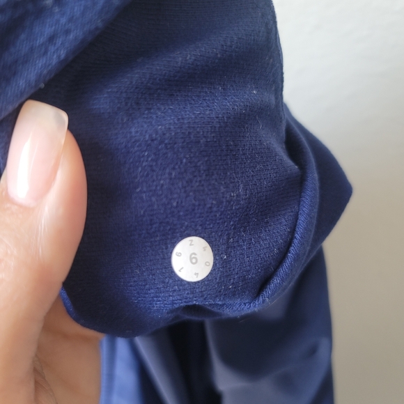 Lululemon High Rise Jogger Pants Size 6 Color Blue - Picture 10 of 10